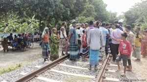 বৃদ্ধা নিহত ফরিদপুরে ট্রেনের ধাক্কায়