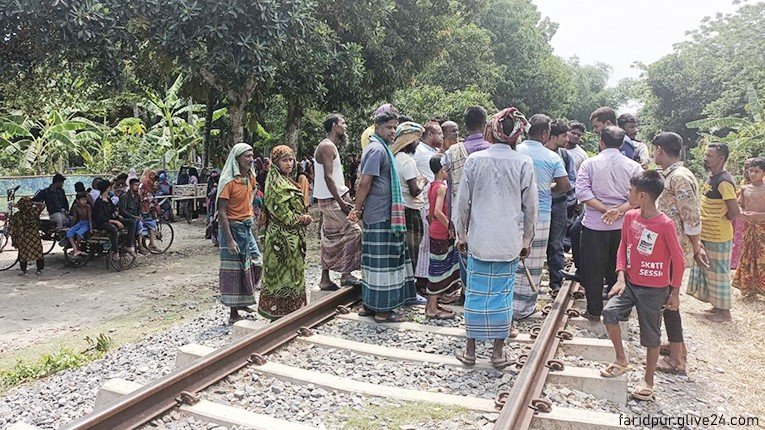 বৃদ্ধা নিহত ফরিদপুরে ট্রেনের ধাক্কায়